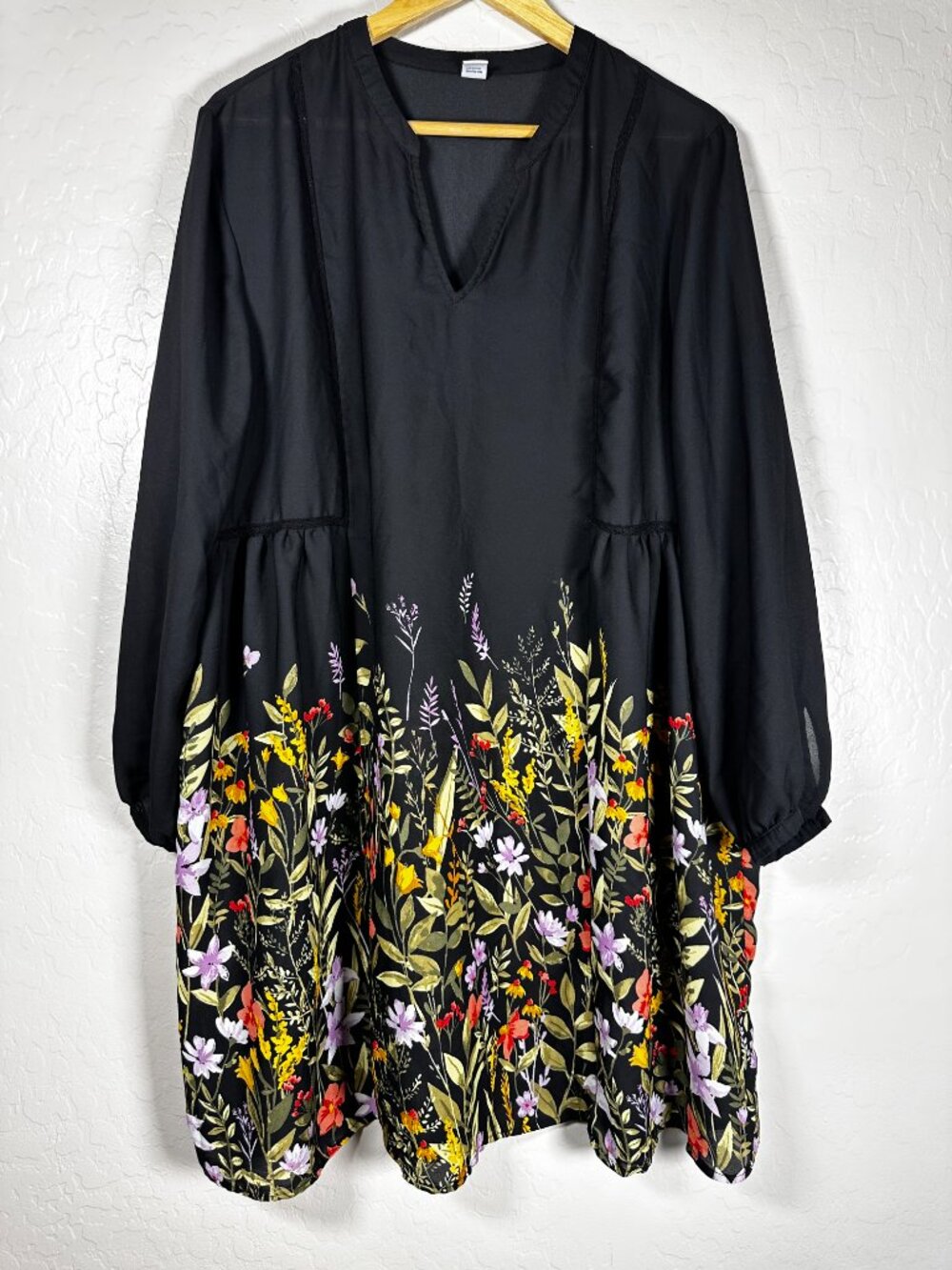 Old Navy XL Black Floral Border Print Boho Swing Dress Bell Sleeve